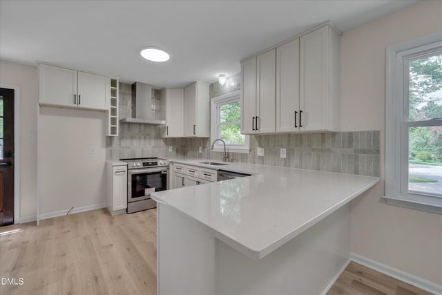 411 S Montreal Court, Cary, NC 27511