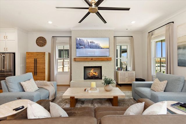 475 Marston Ave, Thompsons Station, TN 37179