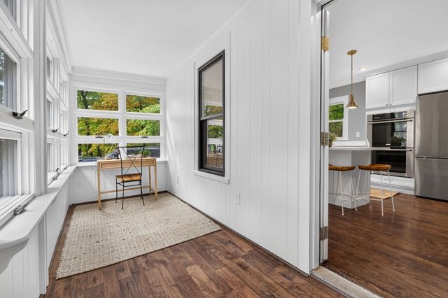 122 Winn St, Woburn, MA 01801
