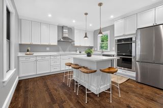 122 Winn St, Woburn, MA 01801