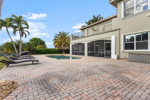 7256 NW 116th Lane, Parkland, FL 33076