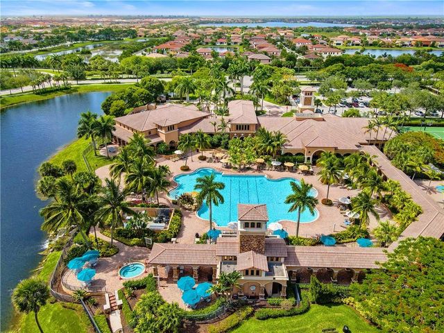 7256 NW 116th Lane, Parkland, FL 33076