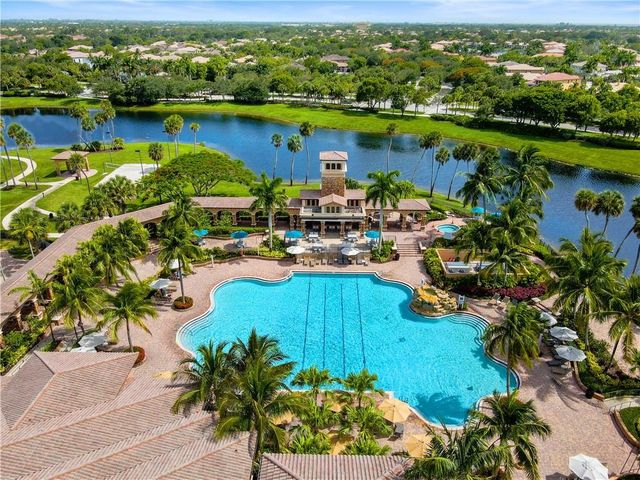 7256 NW 116th Lane, Parkland, FL 33076