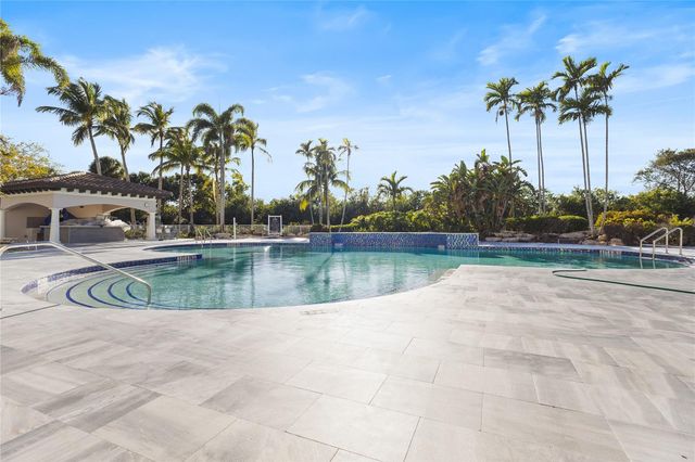 7256 NW 116th Lane, Parkland, FL 33076