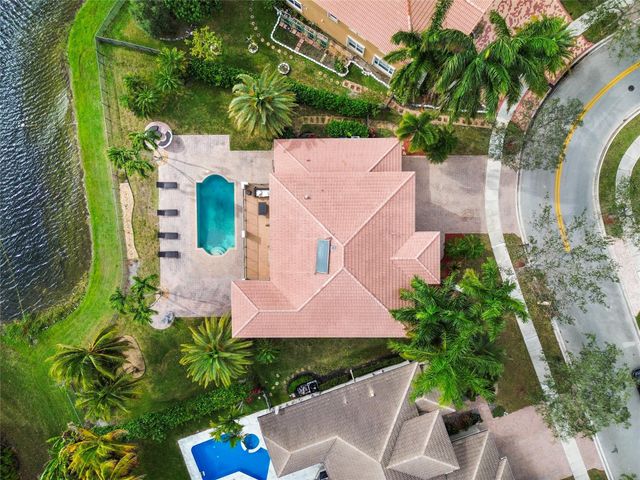 7256 NW 116th Lane, Parkland, FL 33076