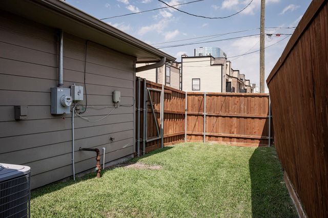 3005 Allister Street, Dallas, TX 75229