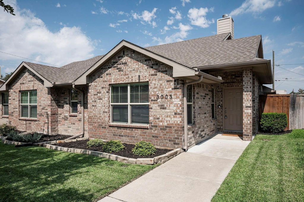 3005 Allister Street, Dallas, TX 75229