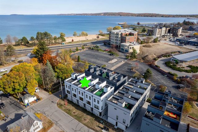 208 Gillis Street, Traverse City, MI 49684