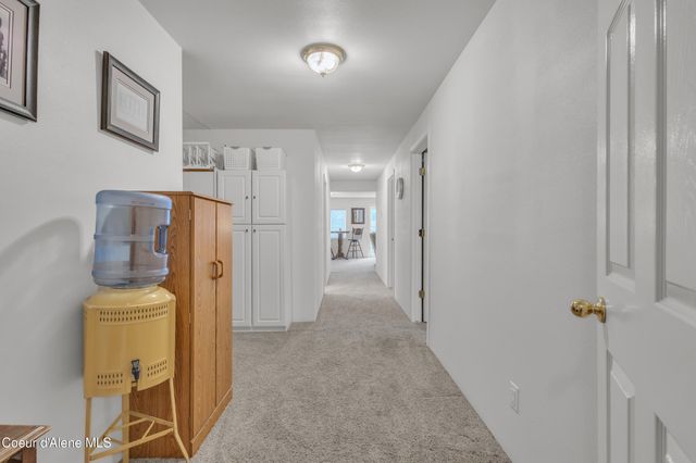 8057 N Vogt Rd, Hauser, ID 83854