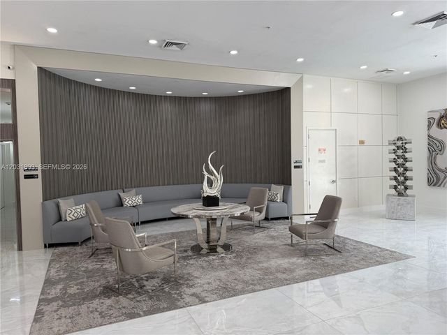 18800 NE 29th Avenue 405, Aventura, FL 33180