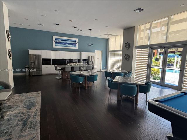 18800 NE 29th Avenue 405, Aventura, FL 33180