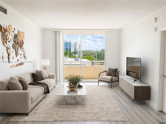 18800 NE 29th Avenue 405, Aventura, FL 33180