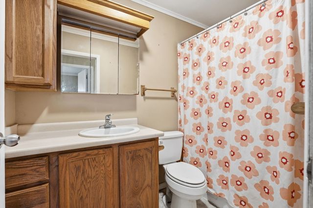 3900 28th Street, Rock Island, IL 61201