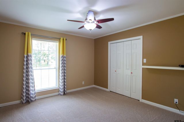 604 Hampshire St, Longview, TX 75605