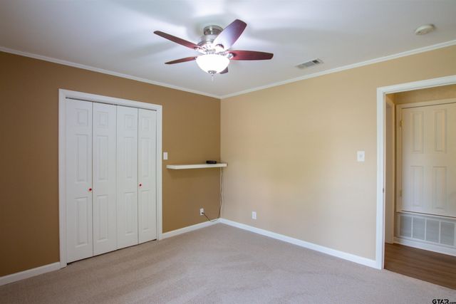 604 Hampshire St, Longview, TX 75605