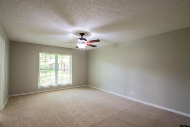 604 Hampshire St, Longview, TX 75605