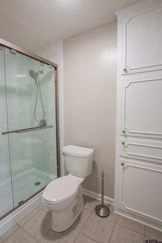 604 Hampshire St, Longview, TX 75605