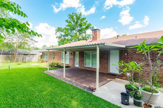 604 Hampshire St, Longview, TX 75605