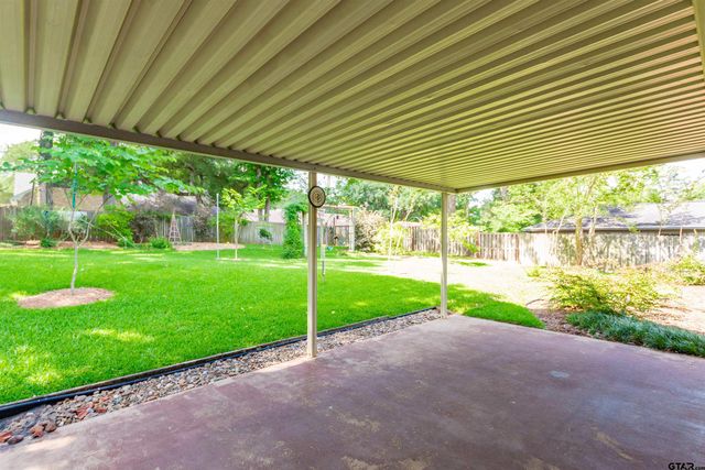604 Hampshire St, Longview, TX 75605