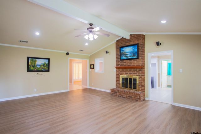 604 Hampshire St, Longview, TX 75605