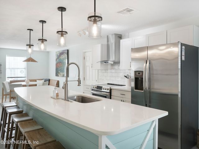 926 2ND Street S A, Jacksonville Beach, FL 32250