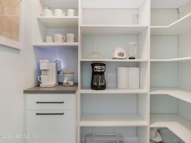 926 2ND Street S A, Jacksonville Beach, FL 32250