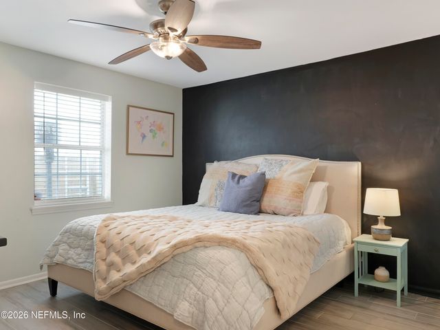 926 2ND Street S A, Jacksonville Beach, FL 32250