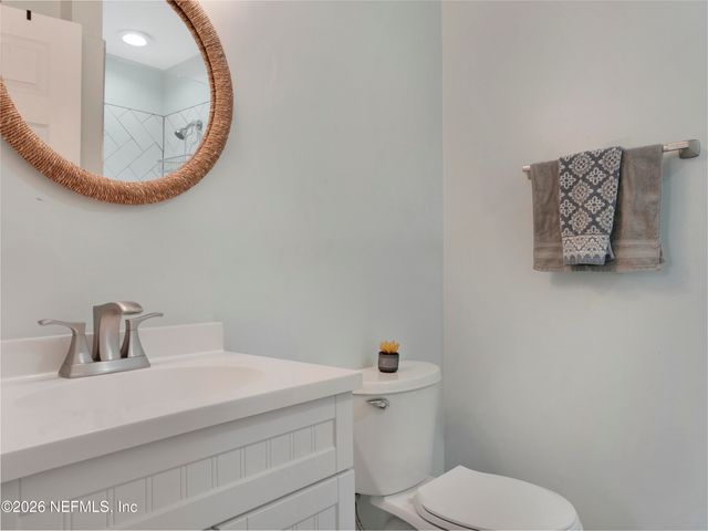 926 2ND Street S A, Jacksonville Beach, FL 32250