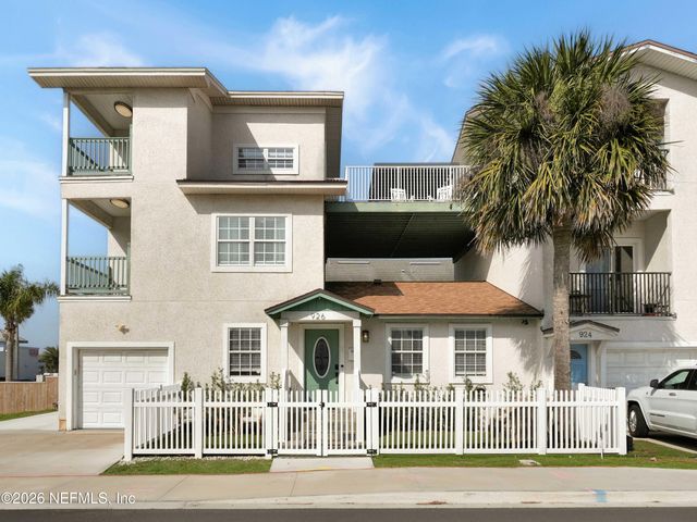926 2ND Street S A, Jacksonville Beach, FL 32250