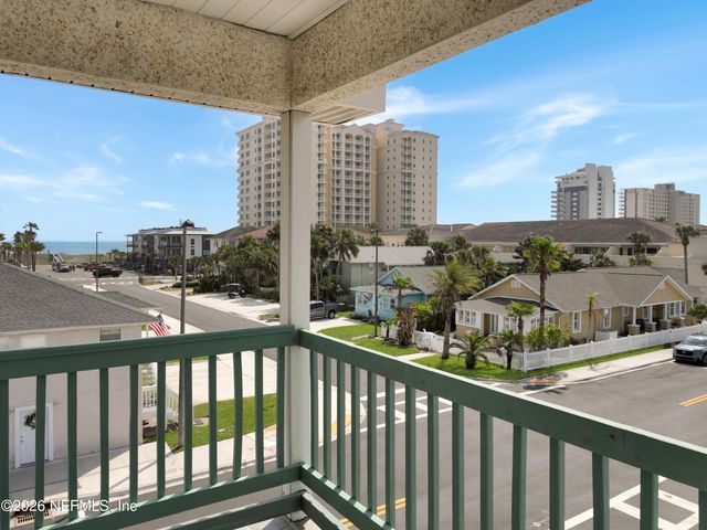 926 2ND Street S A, Jacksonville Beach, FL 32250