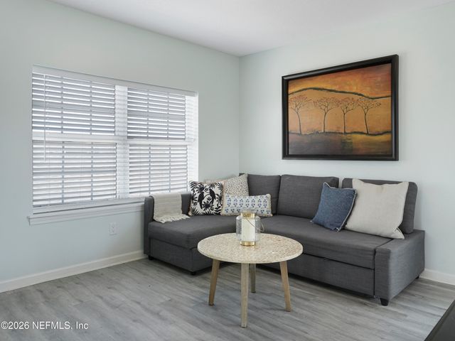 926 2ND Street S A, Jacksonville Beach, FL 32250