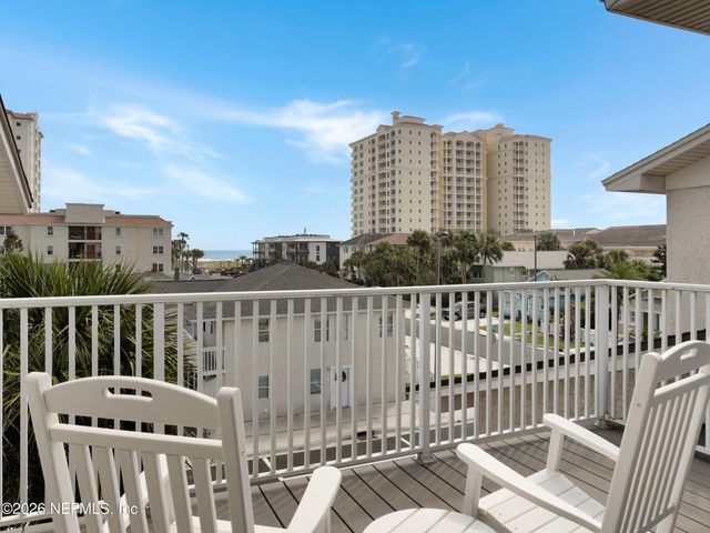 926 2ND Street S A, Jacksonville Beach, FL 32250