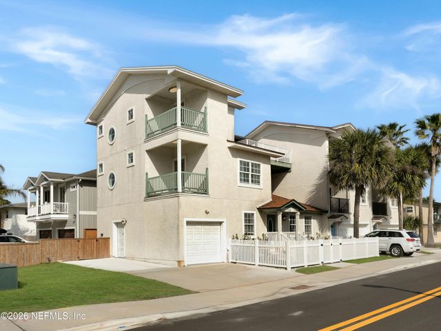 926 2ND Street S A, Jacksonville Beach, FL 32250
