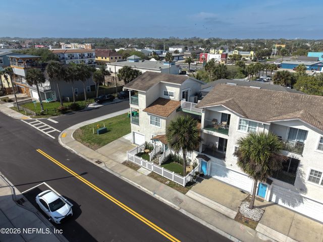 926 2ND Street S A, Jacksonville Beach, FL 32250