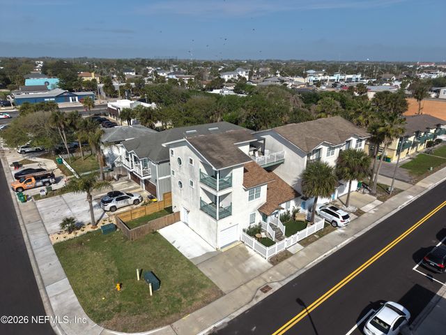 926 2ND Street S A, Jacksonville Beach, FL 32250