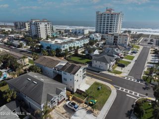 926 2ND Street S A, Jacksonville Beach, FL 32250