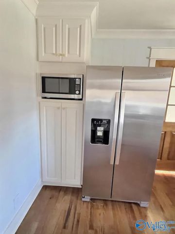 3406 Oakmont Avenue, Huntsville, AL 35810