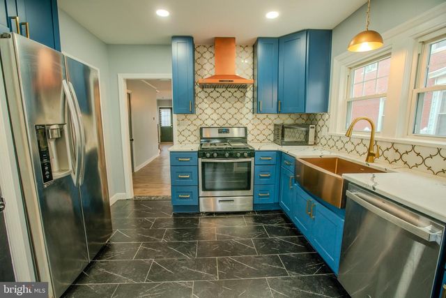 331 SLOAN AVE, Collingswood, NJ 08107