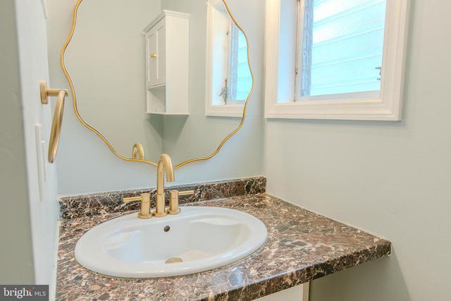 331 SLOAN AVE, Collingswood, NJ 08107