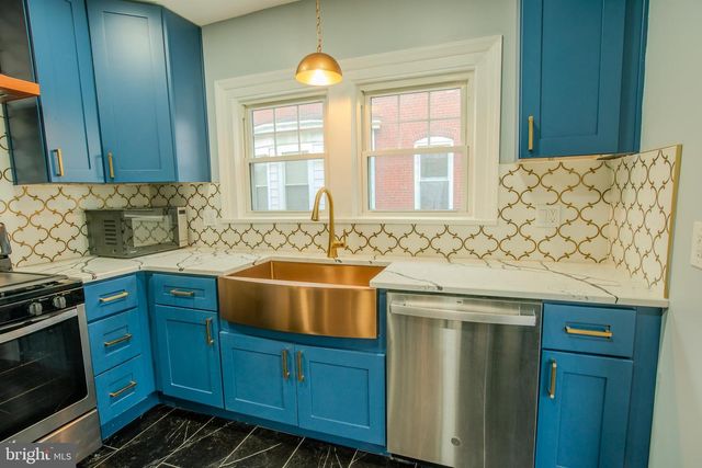 331 SLOAN AVE, Collingswood, NJ 08107