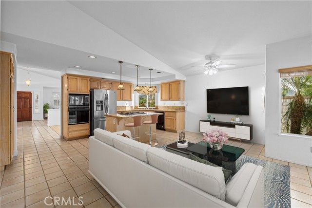 5575 Lakeview, La Verne, CA 91750