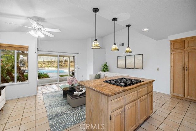 5575 Lakeview, La Verne, CA 91750