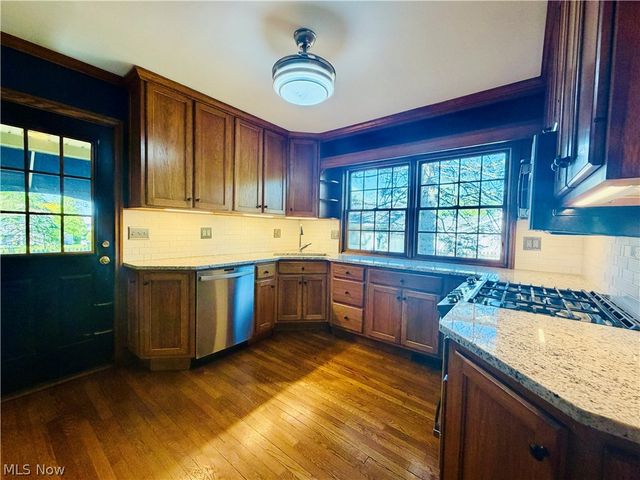 19510 Lunn Road, Strongsville, OH 44149