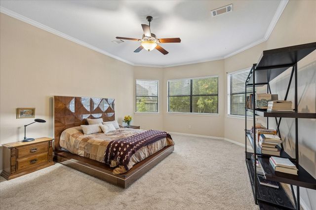 622 W Fork, Webster, TX 77598