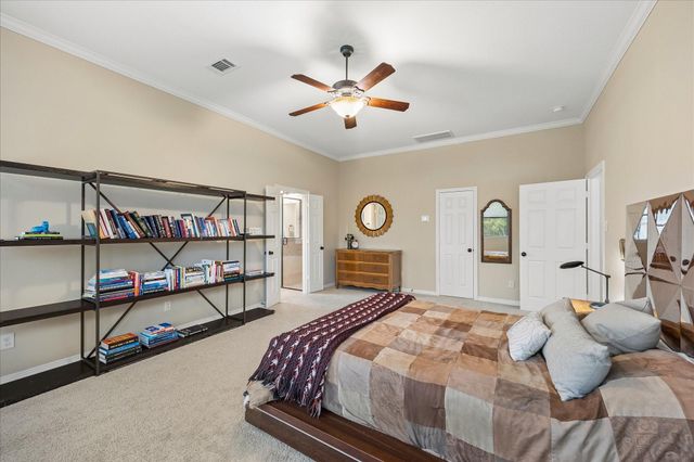 622 W Fork, Webster, TX 77598