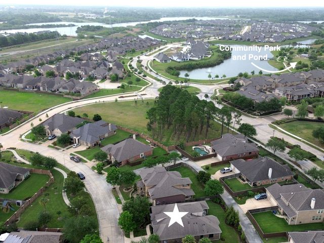 622 W Fork, Webster, TX 77598