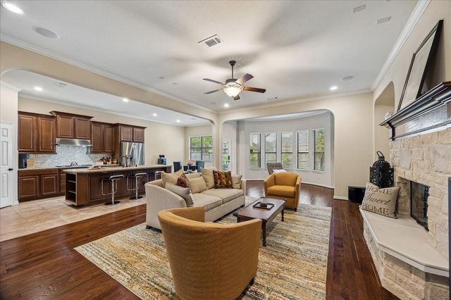 622 W Fork, Webster, TX 77598