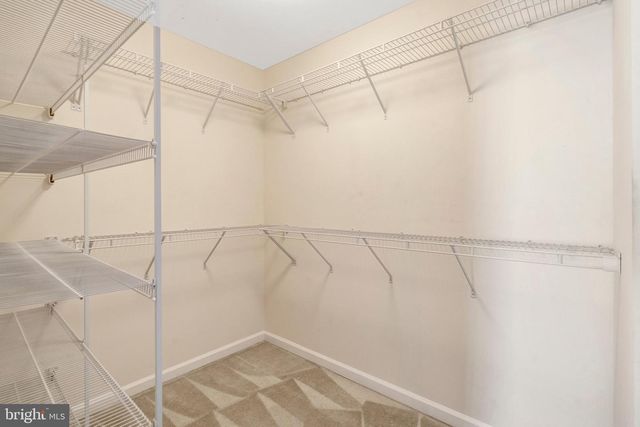 8932 DAHLGREN RIDGE RD, Manassas, VA 20111