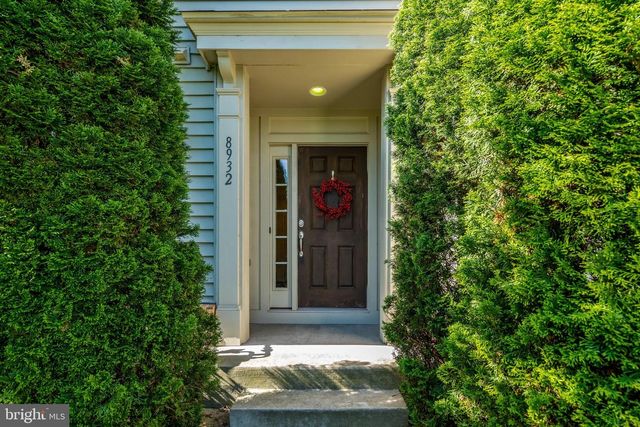 8932 DAHLGREN RIDGE RD, Manassas, VA 20111