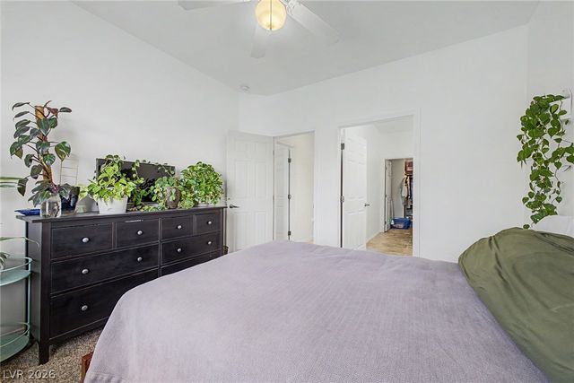10514 Gold Shadow Avenue, Las Vegas, NV 89129